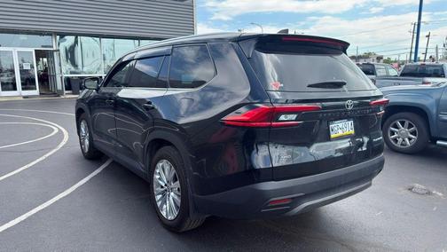 Midnight Black Metallic 2024 Toyota Grand Highlander