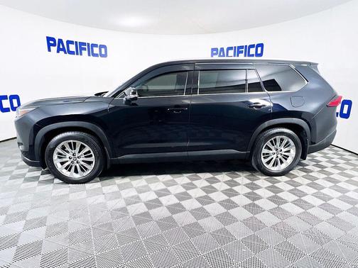 Midnight Black Metallic 2024 Toyota Grand Highlander
