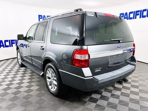 Magnetic 2016 Ford Expedition Limited