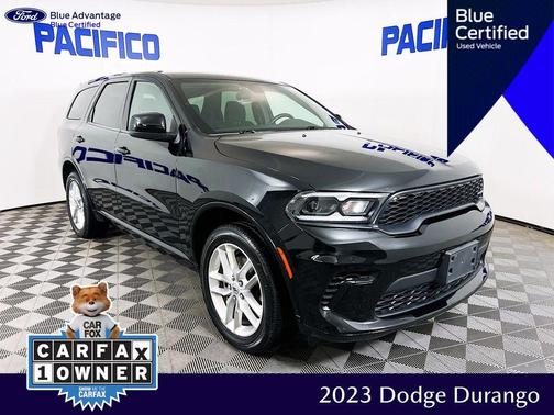 DB Black Crystal Clearcoat 2023 Dodge Durango GT