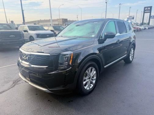 2022 Kia Telluride LX