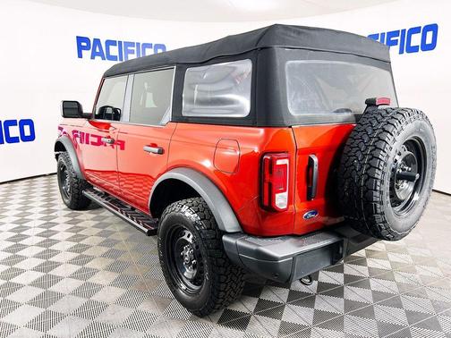 2023 Ford Bronco Black Diamond