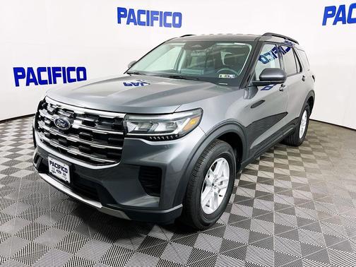 Carbonized Gray Metallic 2026 Ford Explorer Active