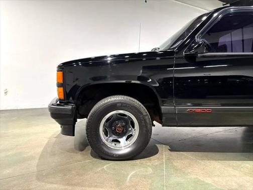 1990 Chevrolet 1500 Reg Cab 117.5'' 454 SS