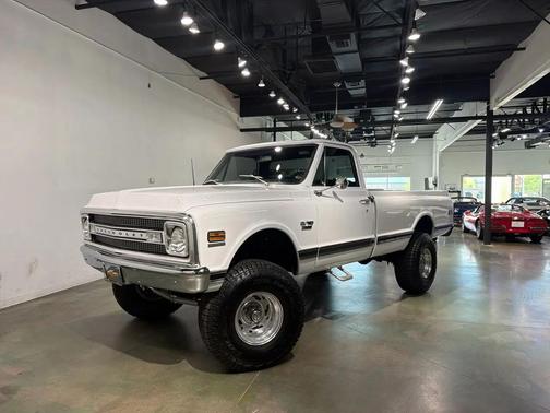 1969 Chevrolet Suburban K20 Pickup