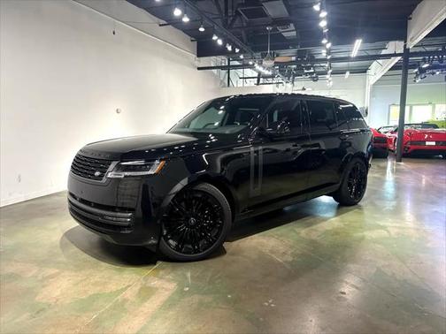 2024 Land Rover Range Rover P530 SE