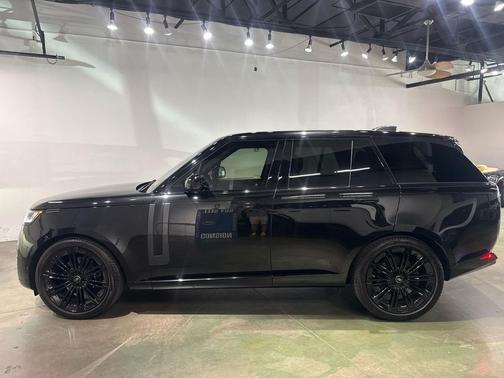 2023 Land Rover Range Rover P400 SE
