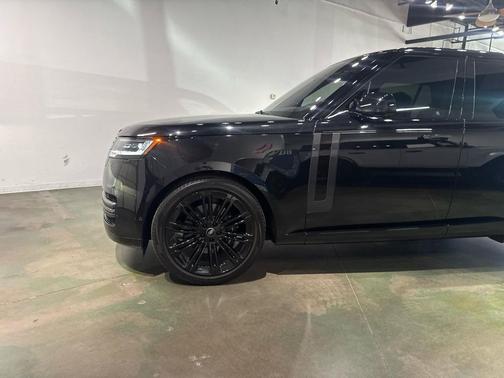 2023 Land Rover Range Rover P400 SE