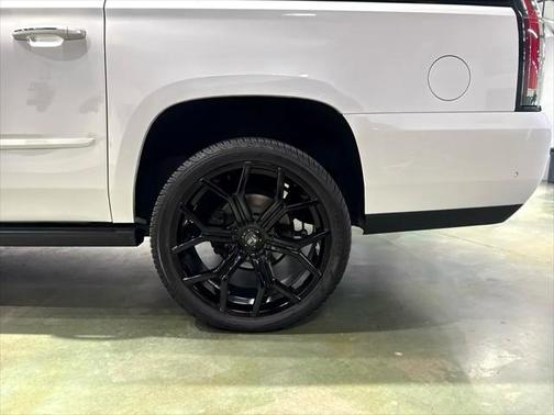 2019 Cadillac Escalade ESV Platinum