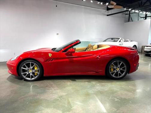 2013 Ferrari California Base