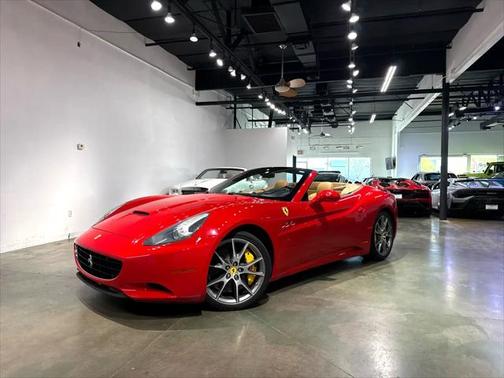 2013 Ferrari California Base