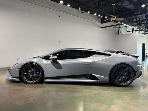 2023 Lamborghini Huracan Tecnica Coupe