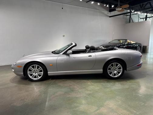 2005 Jaguar XK8 