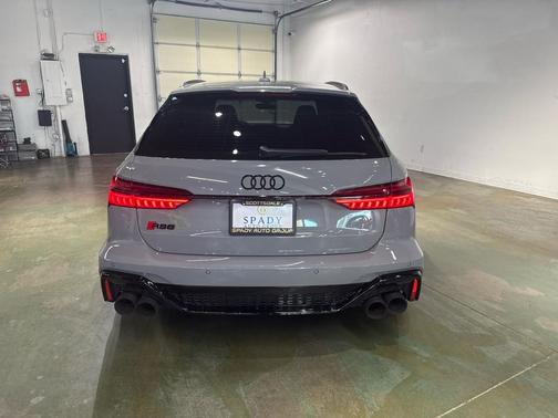 2022 Audi RS 6 Avant 4.0T