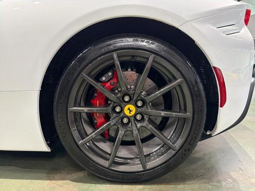 2023 Ferrari SF90 Stradale Coupe