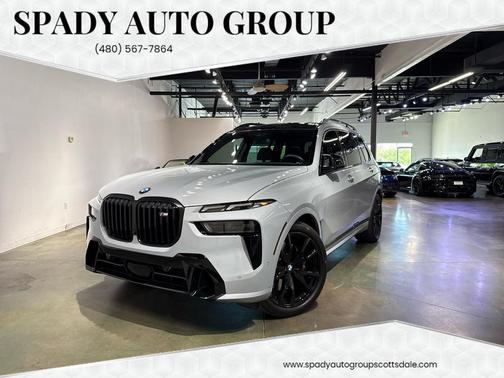 2025 BMW X7 M60i