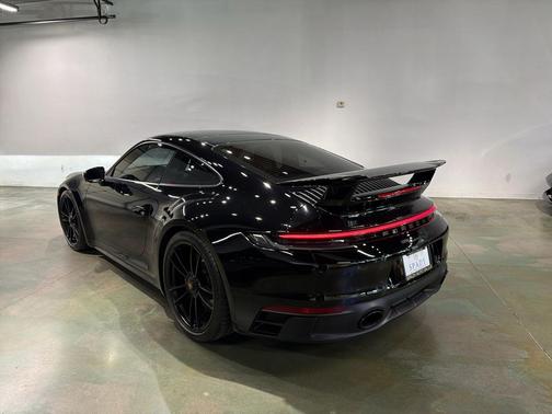 2023 Porsche 911 Carrera GTS