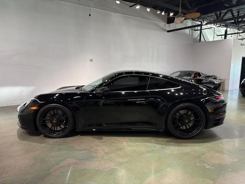 2023 Porsche 911 Carrera GTS