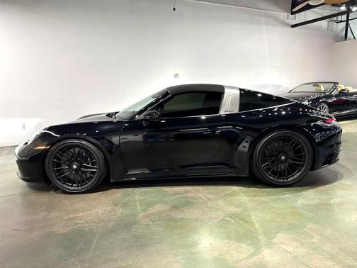 2023 Porsche 911 Targa 4 GTS