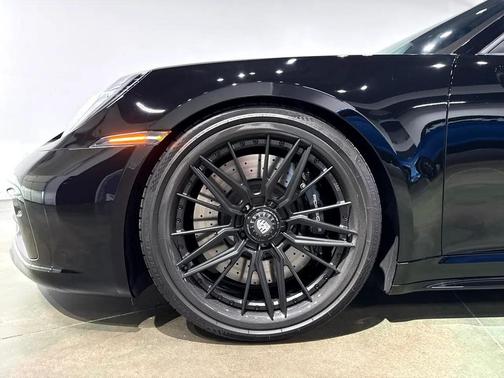 2023 Porsche 911 Targa 4 GTS