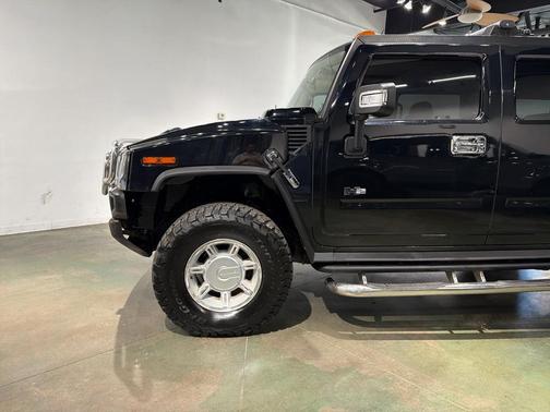 2004 Hummer H2 Base