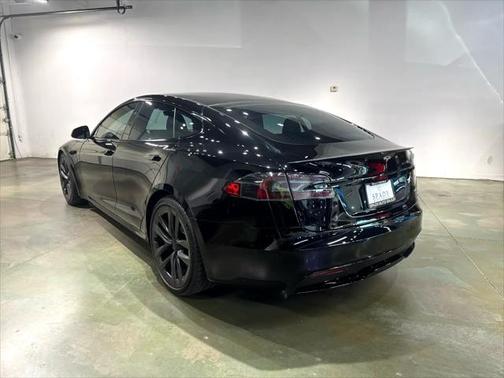 2021 Tesla Model S Plaid