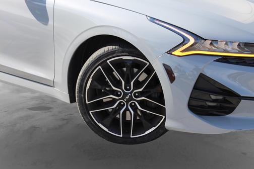 2023 Kia K5 GT