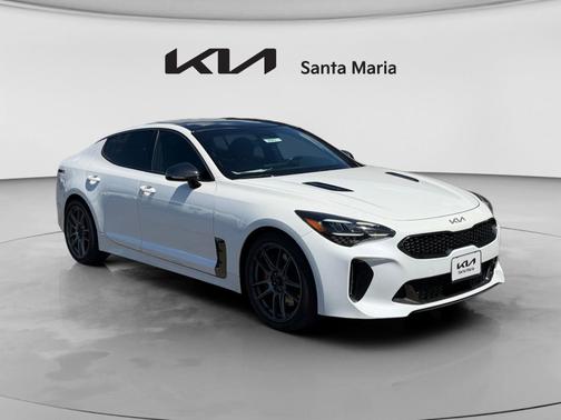 Snow White Pearl 2022 Kia Stinger GT1