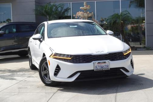 2022 Kia K5 LX