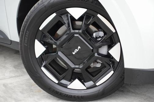 2025 Kia Carnival EX