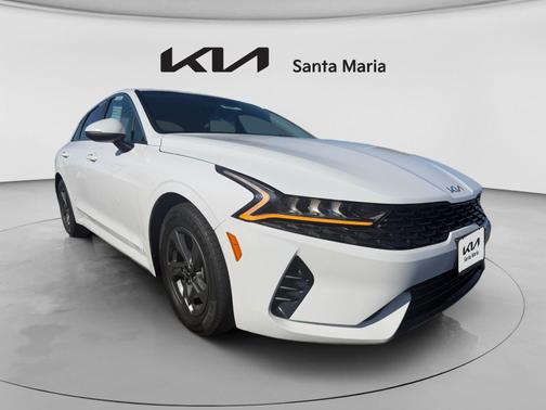 Glacial White Pearl 2022 Kia K5 LX