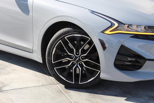 2023 Kia K5 GT
