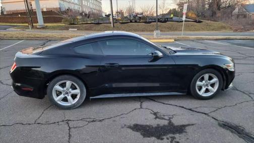 2017 Ford Mustang V6