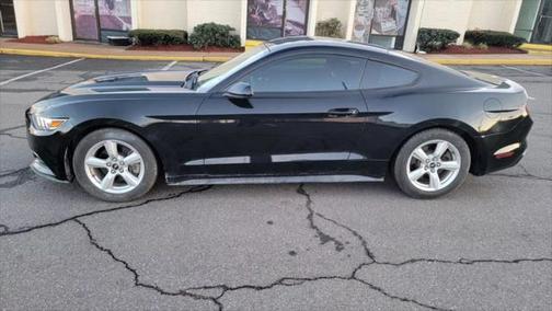 2017 Ford Mustang V6