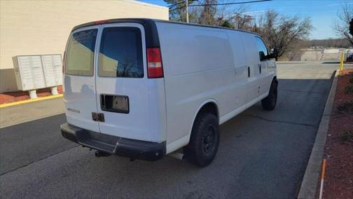 2007 Chevrolet Express 2500 Base