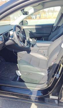 2025 Tesla Model Y Long Range Dual Motor Rear-Wheel Drive