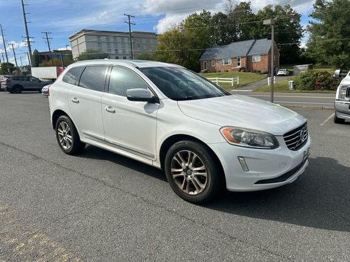 2016 Volvo XC60 T5 Premier