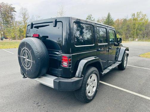 2011 Jeep Wrangler Unlimited Sahara