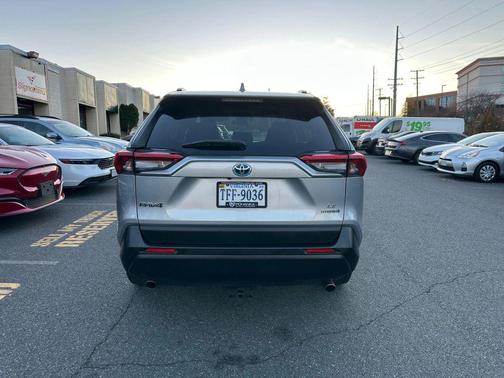 2019 Toyota RAV4 Hybrid LE