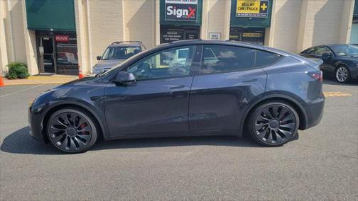2024 Tesla Model Y Performance Dual Motor All-Wheel Drive