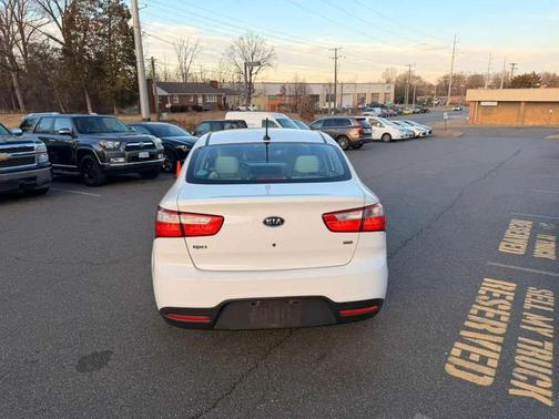 2013 Kia Rio LX