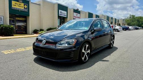 2017 Volkswagen Golf GTI 2.0T S 4-Door