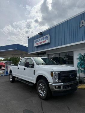 Oxford White 2019 Ford F-250 XL