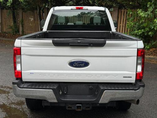 Oxford White 2019 Ford F-250 XL