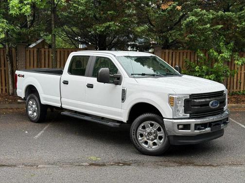 Oxford White 2019 Ford F-250 XL