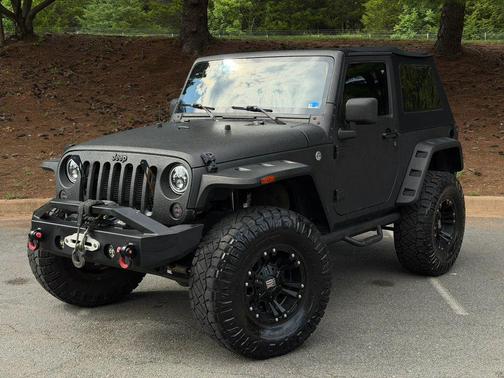 Black Clearcoat 2017 Jeep Wrangler Rubicon