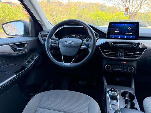 Stone Blue Metallic 2022 Ford Escape SE