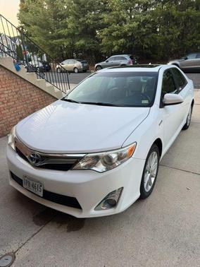 2012 Toyota Camry Hybrid XLE