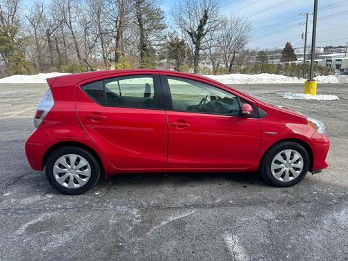 2013 Toyota Prius c One