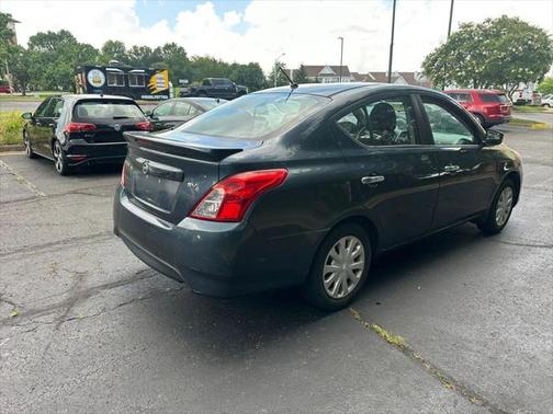 2017 Nissan Versa 1.6 SV
